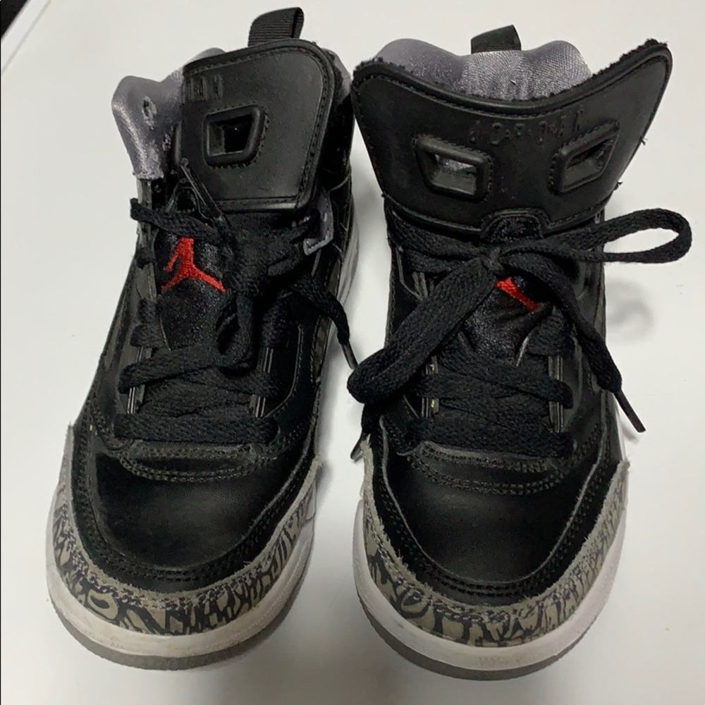 Boys Jordan Spizike